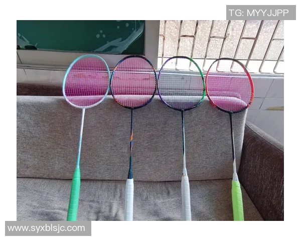 羽毛球装备选购指南:如何选择适合的球鞋提升你的竞技表现 羽毛球装备选购指南:如何选择适合的球鞋提升你的竞技表现