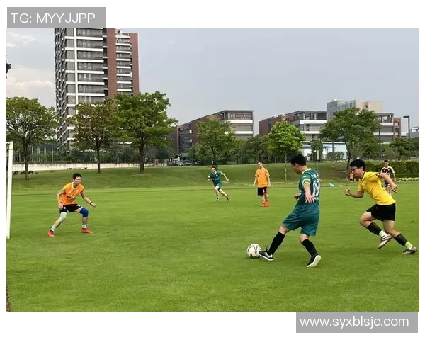 足球明星莅临华科校园与学子互动共话足球梦想与未来发展 足球明星莅临华科校园与学子互动共话足球梦想与未来发展