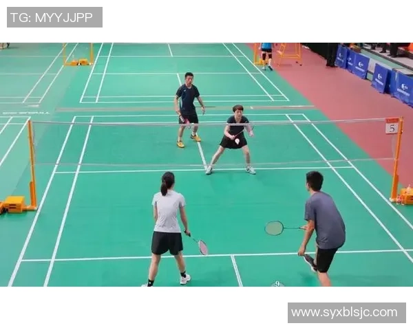 杭州羽毛球队的耐力训练与比赛表现探讨聚焦羽毛球运动的未来发展 杭州羽毛球队的耐力训练与比赛表现探讨聚焦羽毛球运动的未来发展